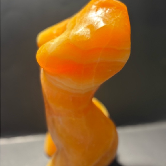 Banded Orange Calcite Female Torso Crystal Sculpture, 6” tall, Over 1 pound - Picture 4 of 8